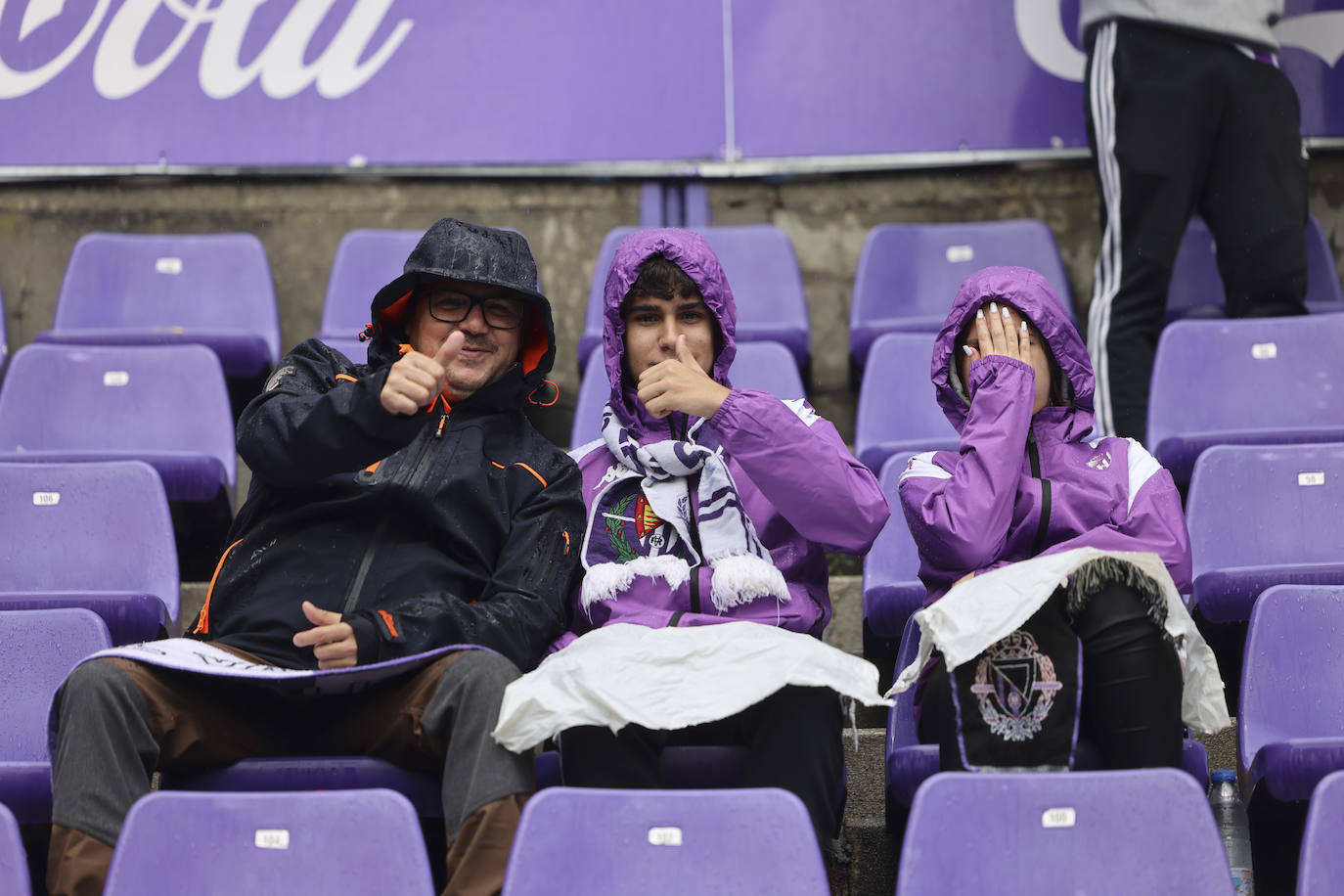 Búscate en las gradas del estadio José Zorilla (1/4)