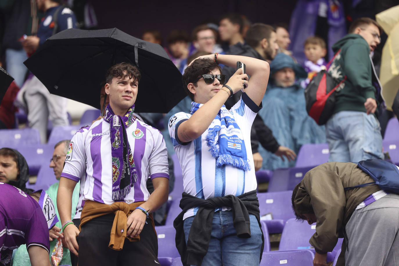 Búscate en las gradas del estadio José Zorrilla (2/4)