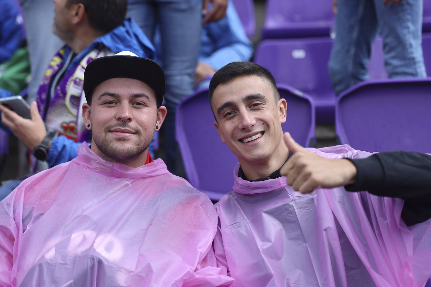 Búscate en las gradas del estadio José Zorrilla (2/4)