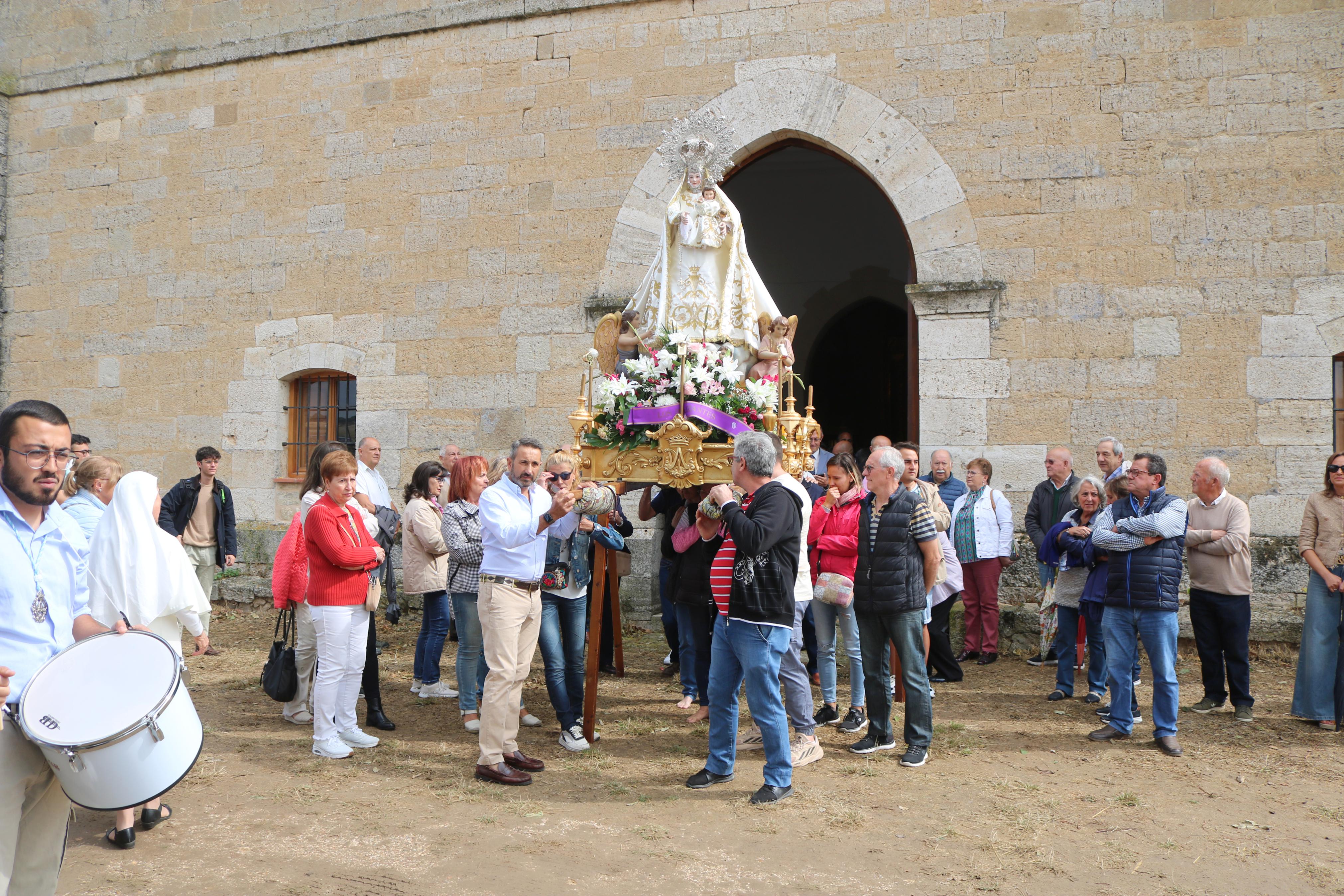 Torquemada se rinde a la Virgen de Valdesalce