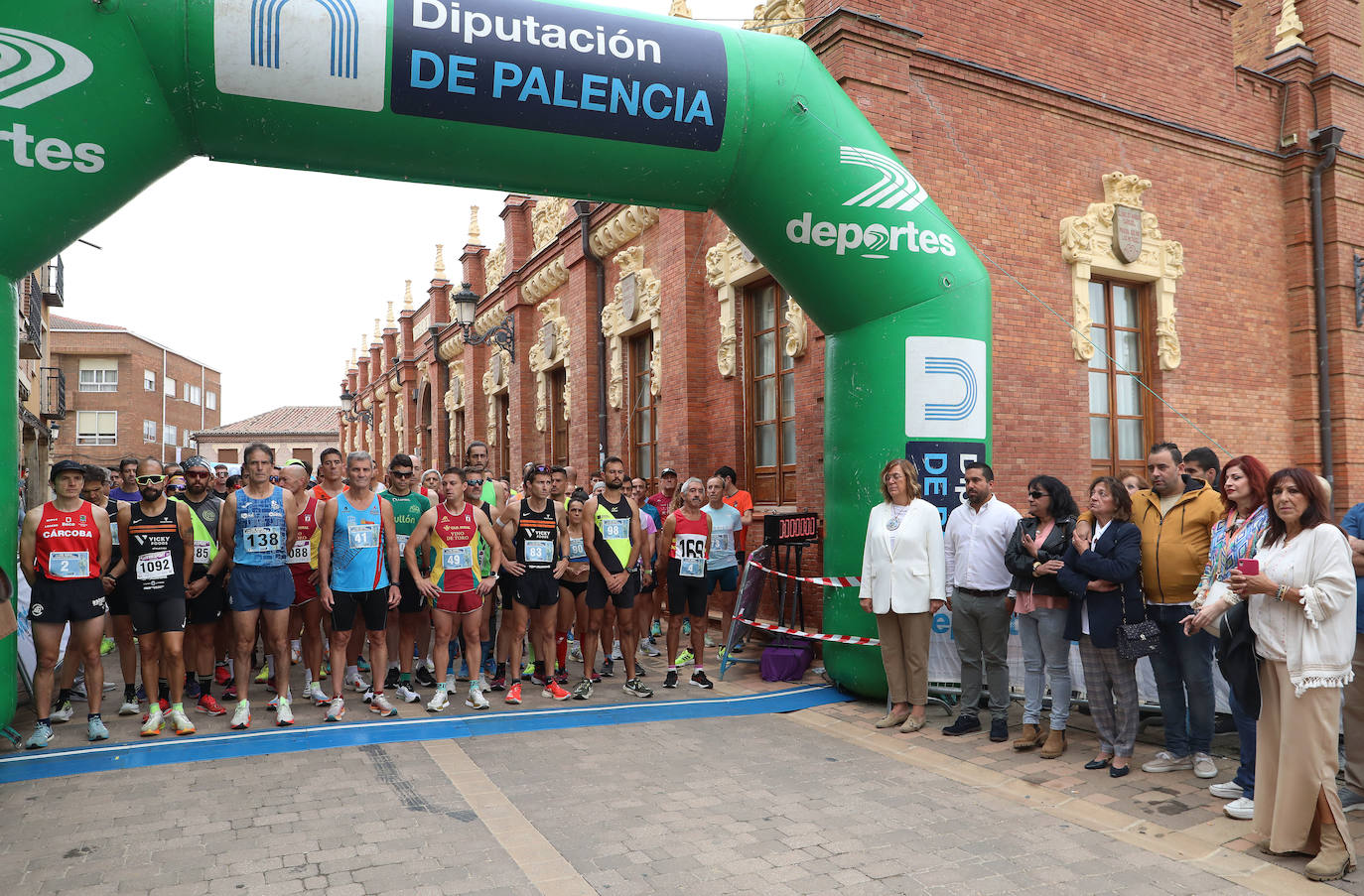 Becerril homenajea a Mariano Haro con una emotiva carrera