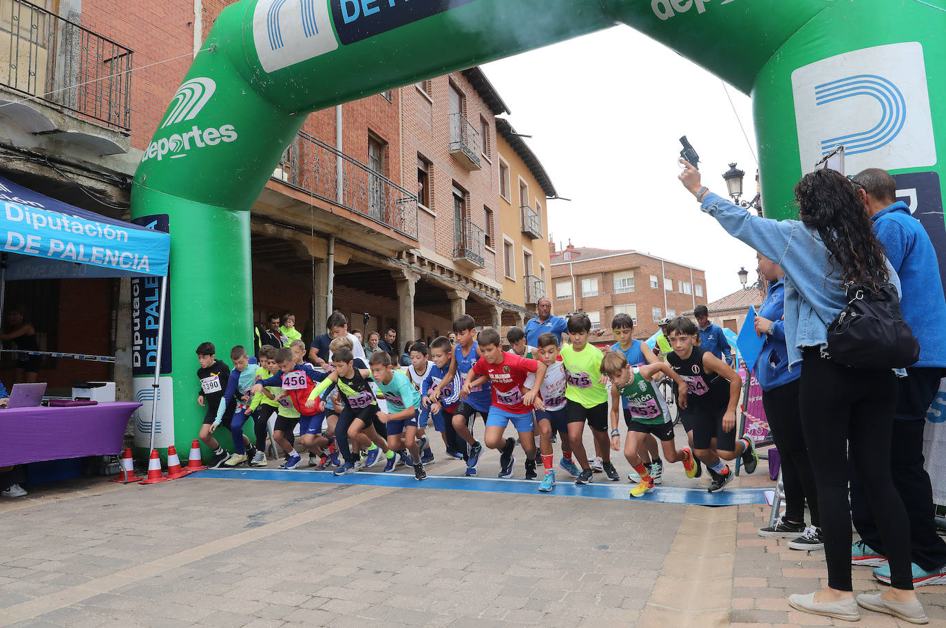 Becerril homenajea a Mariano Haro con una emotiva carrera