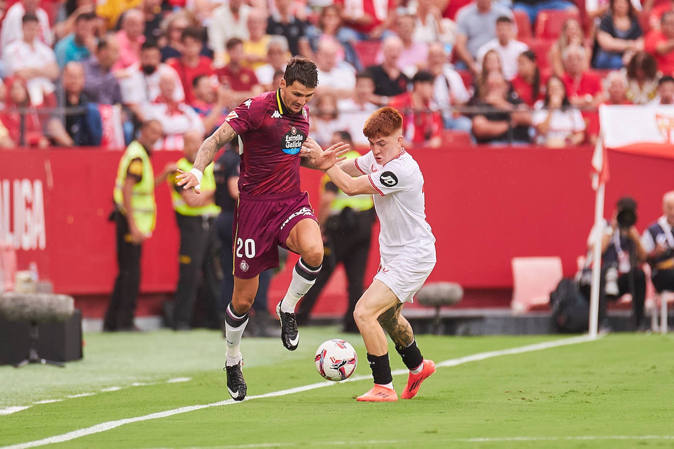 La derrota ante el Sevilla en el Pizjuán, en imágenes