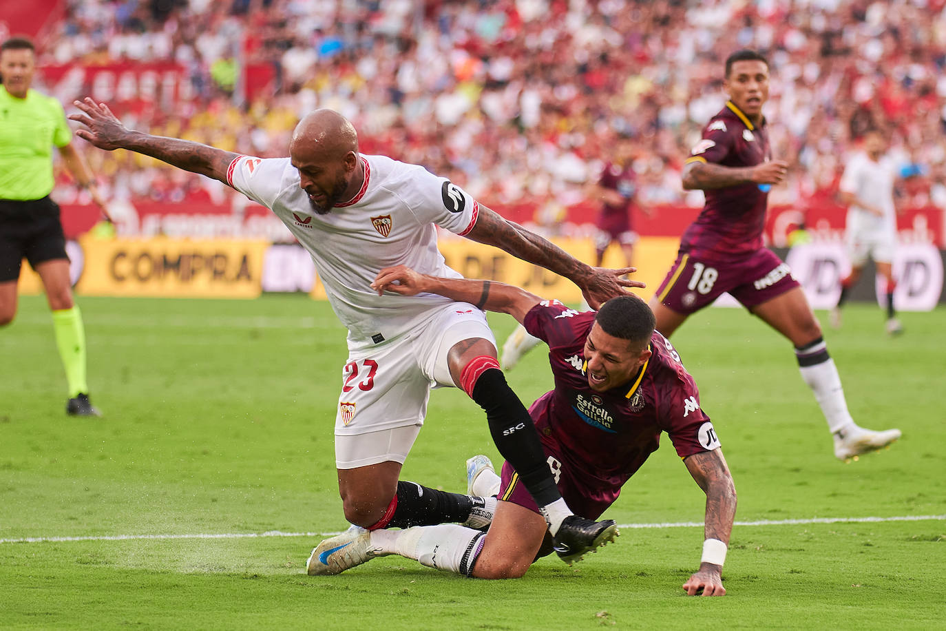 La derrota ante el Sevilla en el Pizjuán, en imágenes