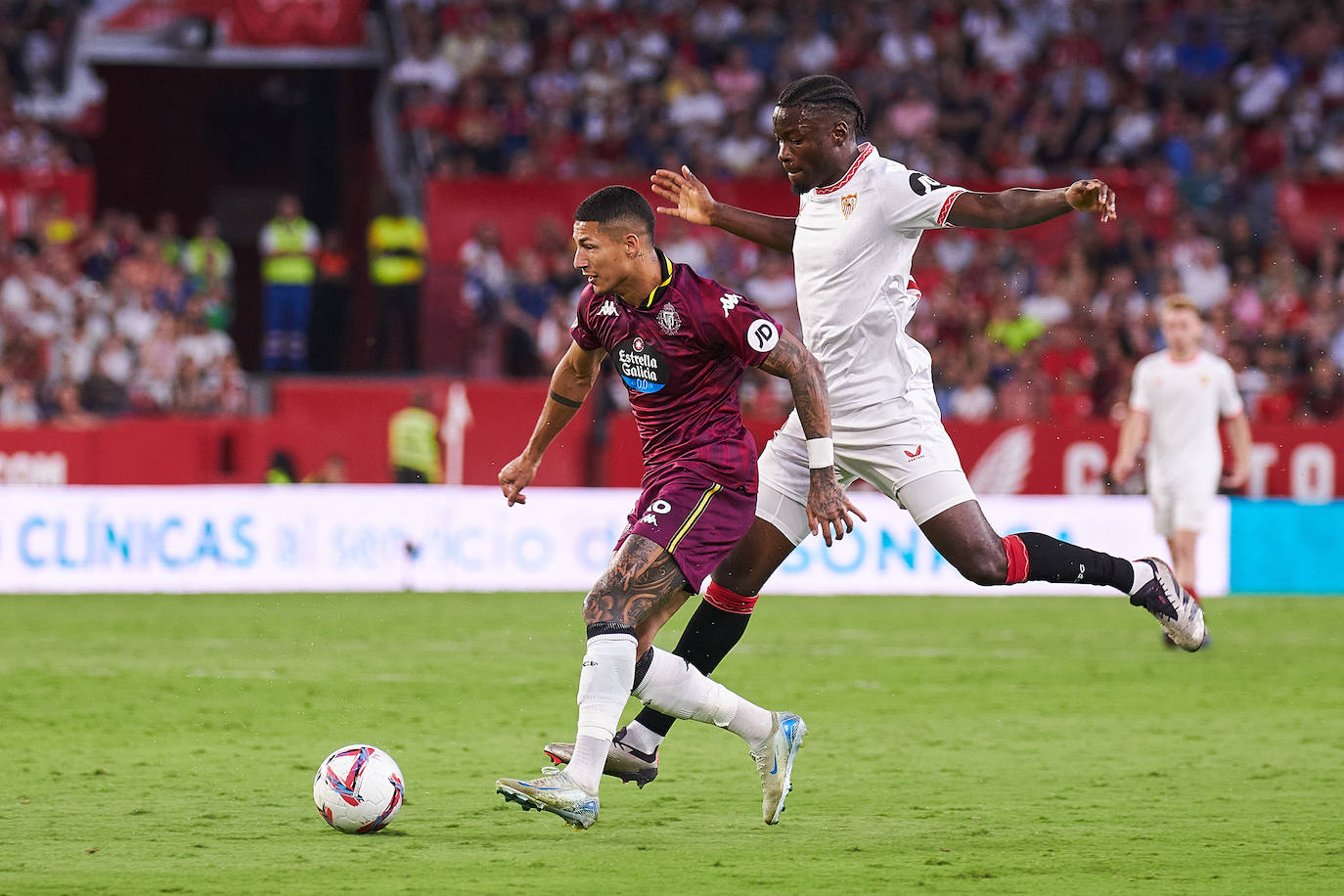 La derrota ante el Sevilla en el Pizjuán, en imágenes