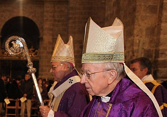 José Delicado, durante la misa por el Pontificado del Papa Benedicto XVI en 2013.
