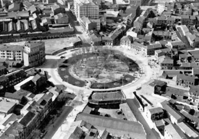 La plaza Circular en los años 50.