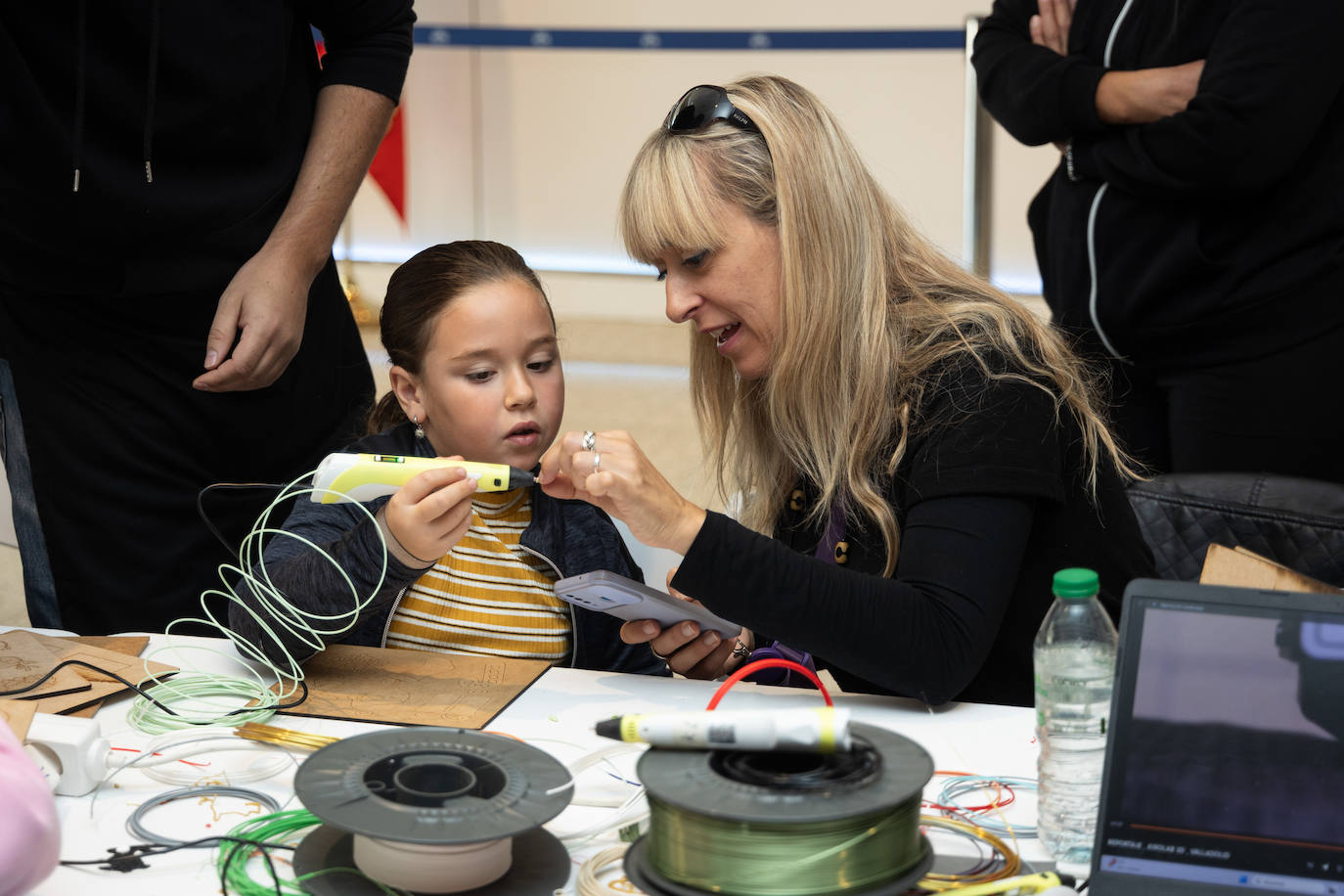 Talleres artesanales en la sede de las Cortes de Castilla y León