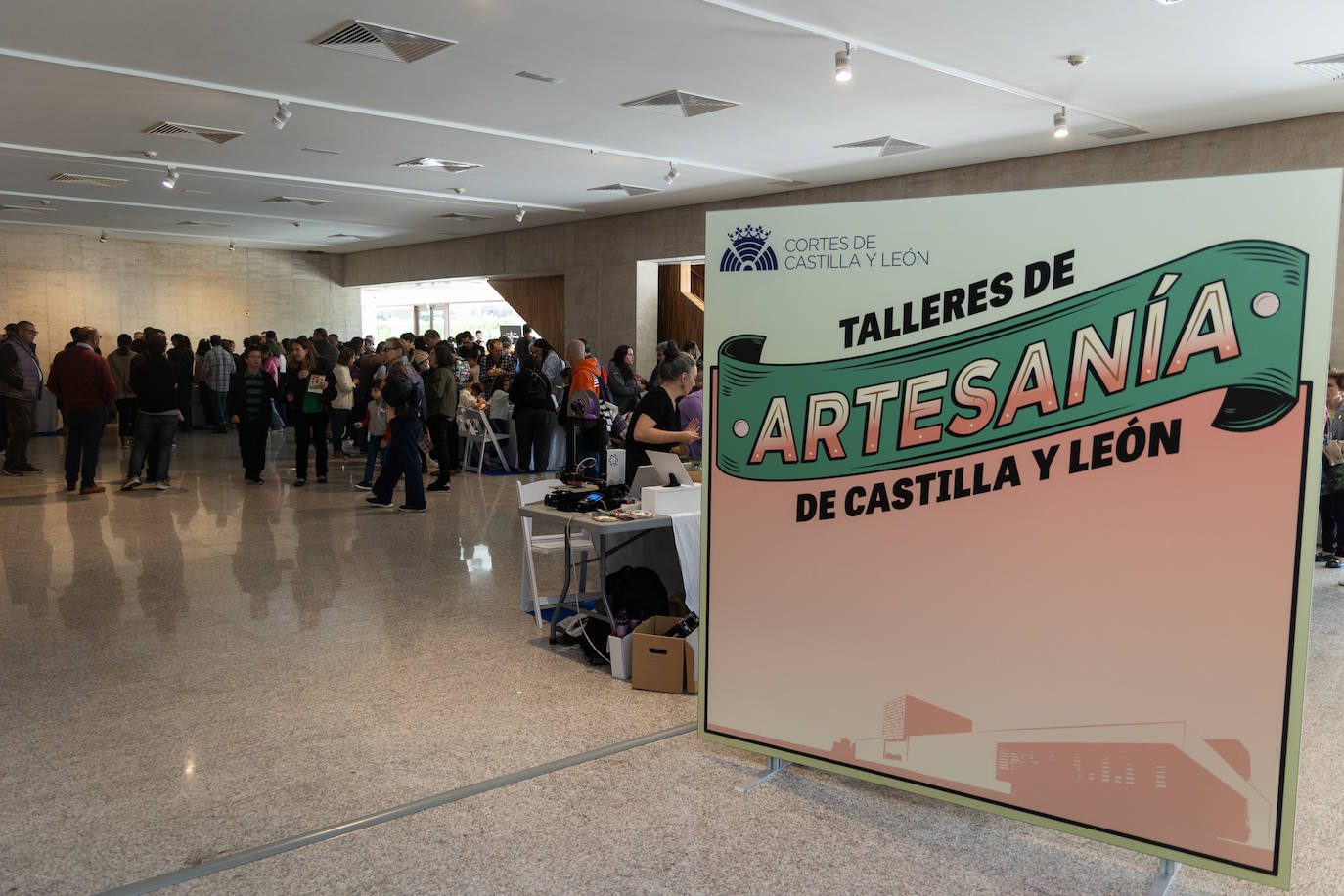 Talleres artesanales en la sede de las Cortes de Castilla y León