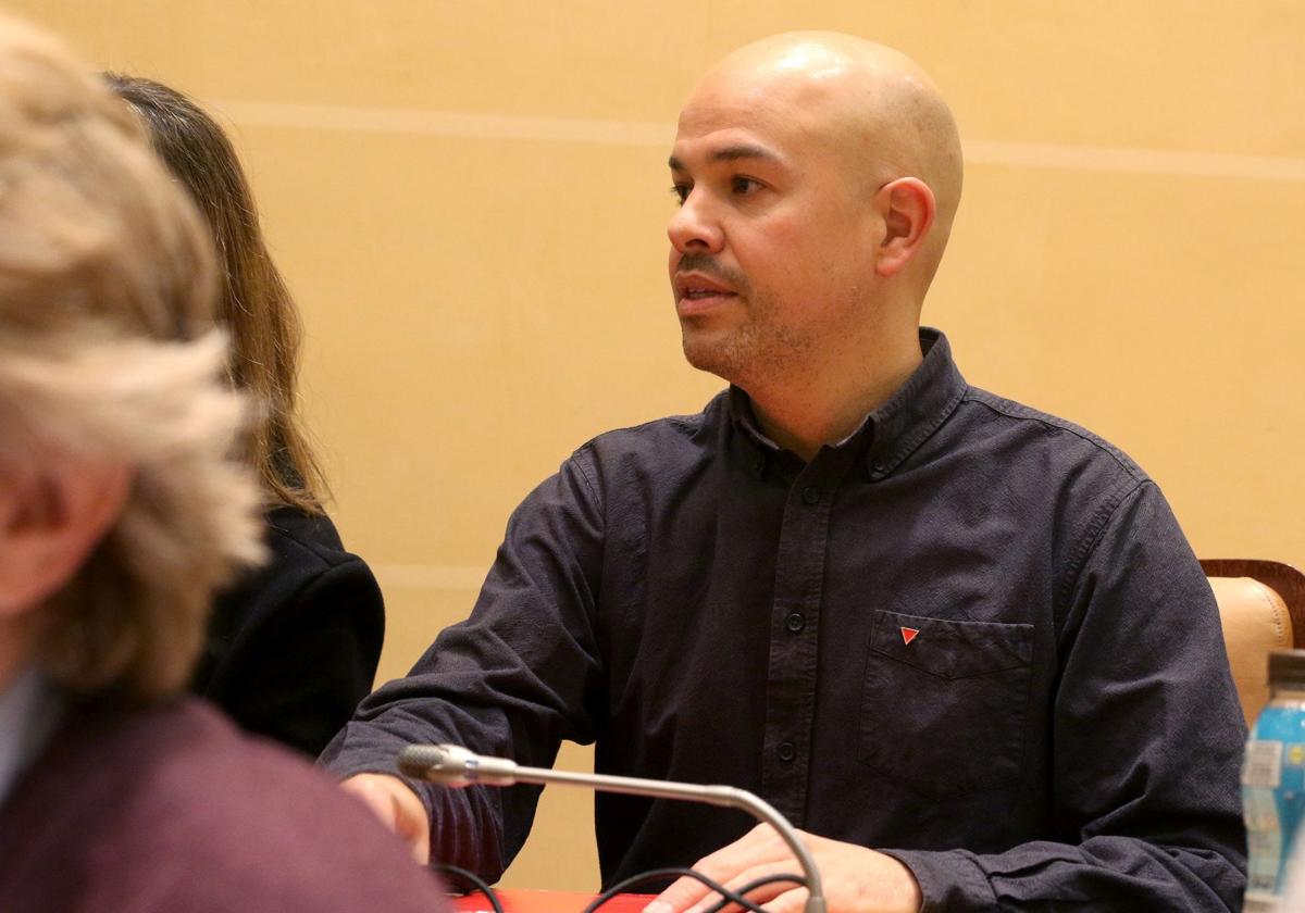 El portavoz del grupo municipal de Izquierda Unida en el Ayuntamiento de Segovia, Ángel Galindo.