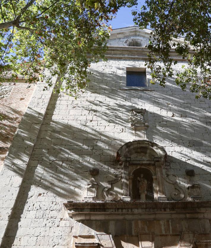 Imagen secundaria 2 - El templo que mantiene viva una de las tradiciones religiosas más arraigadas en Valladolid