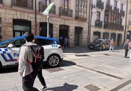 Policía Local y Nacional en el lugar de los hechos el pasado 17 de septiembre.