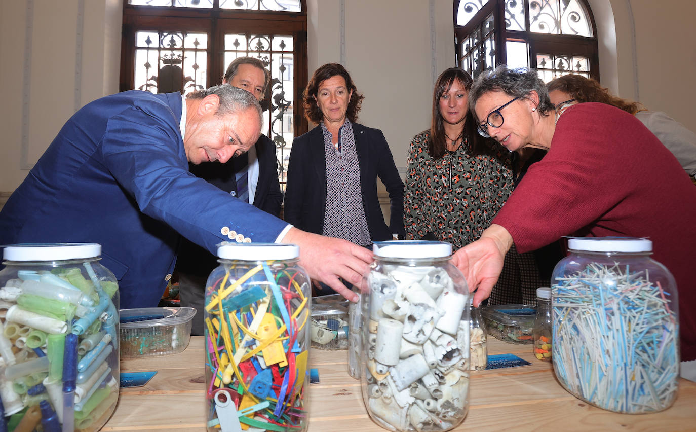 Residuos de plástico de ríos y mares, en Palencia