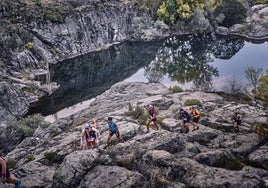 Corredores, en el Cañón del Tera, en la etapa reina de la prueba zamorana.