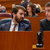 El PP secunda a Vox y pide retirar los libros escolares con «adoctrinamiento»