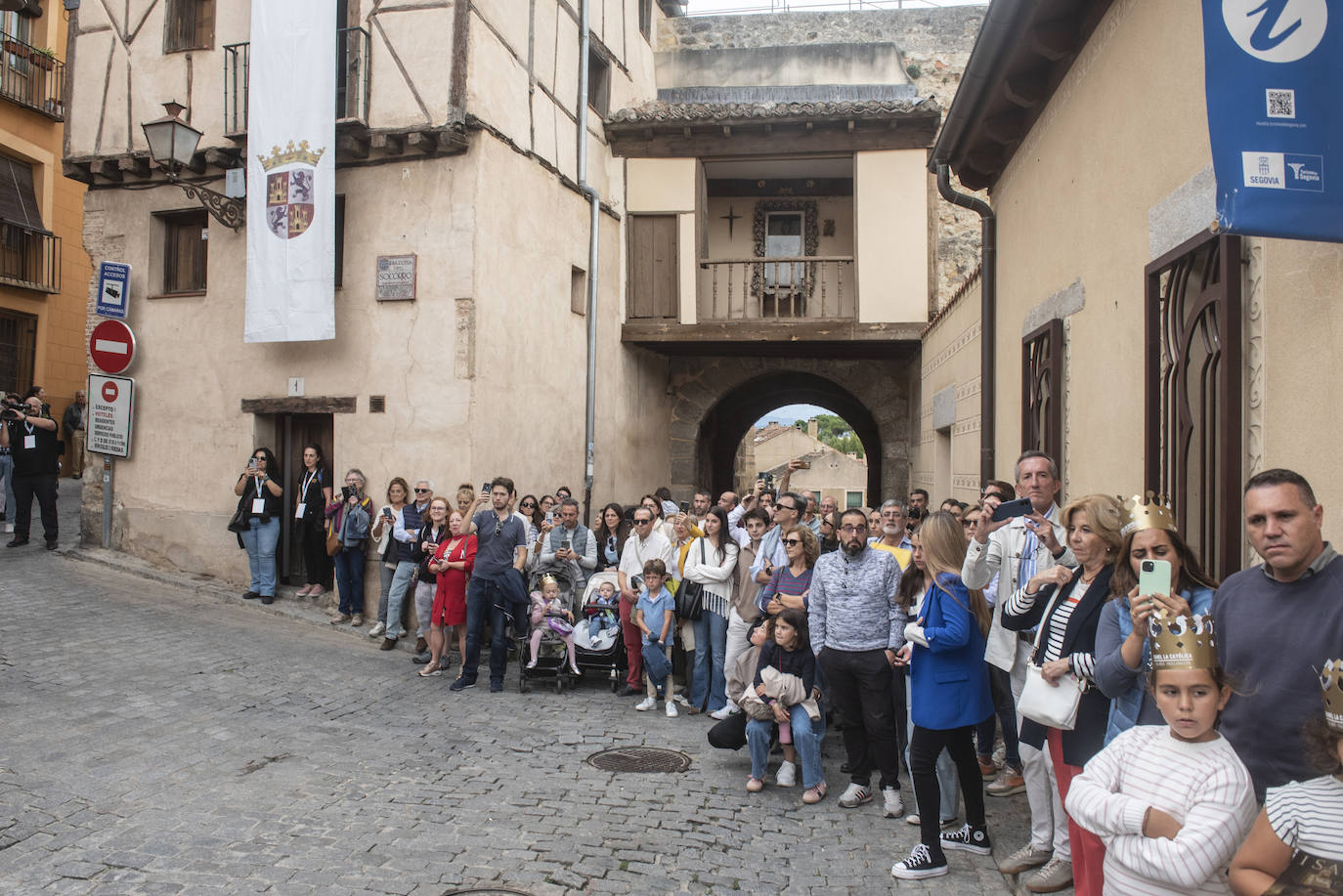 El desfile de Isabel la Católica, en imágenes