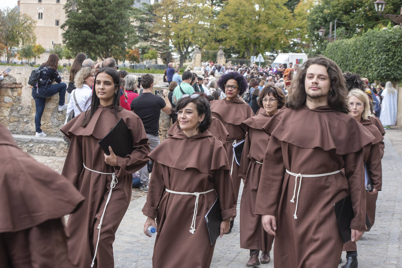 El desfile de Isabel la Católica, en imágenes