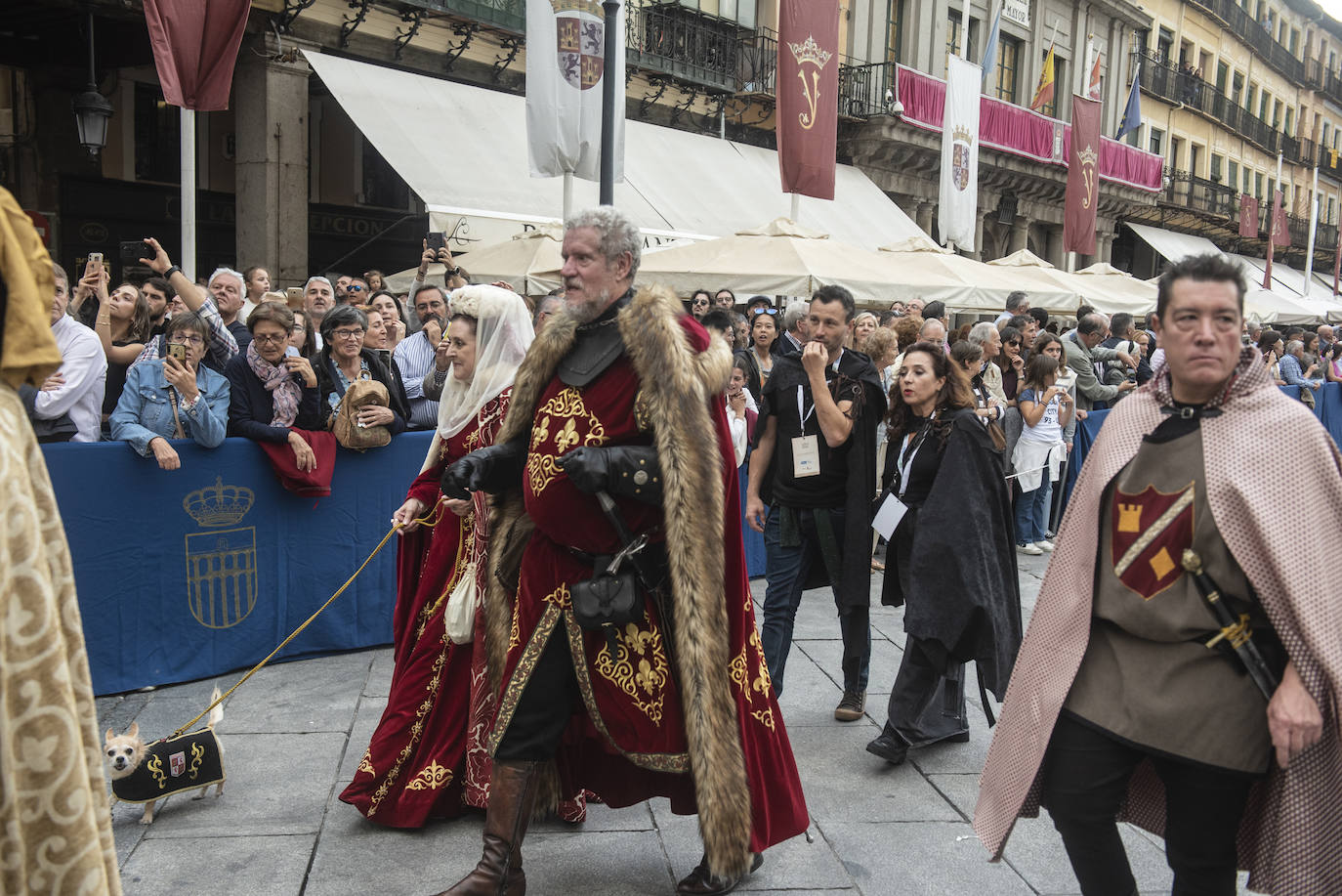 El desfile de Isabel la Católica, en imágenes