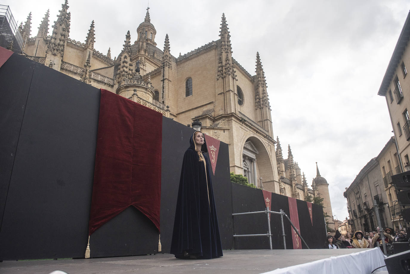 El desfile de Isabel la Católica, en imágenes