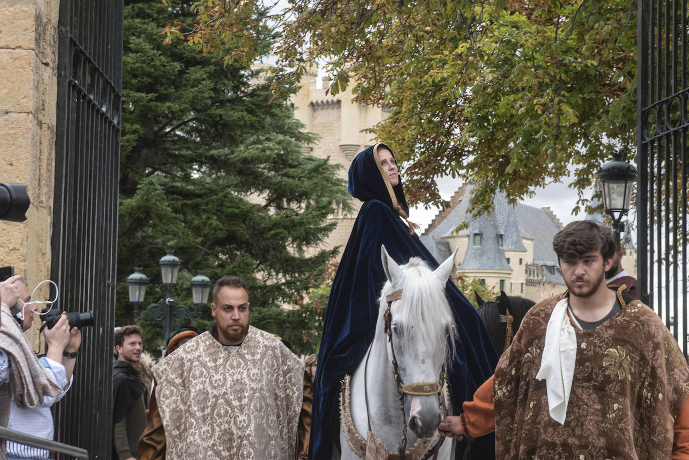 El desfile de Isabel la Católica, en imágenes