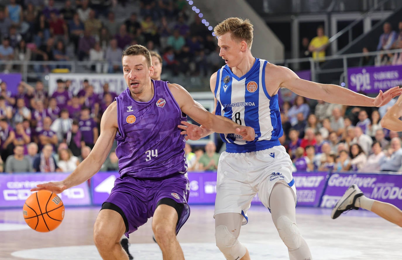 Estreno en casa con victoria del Palencia Baloncesto