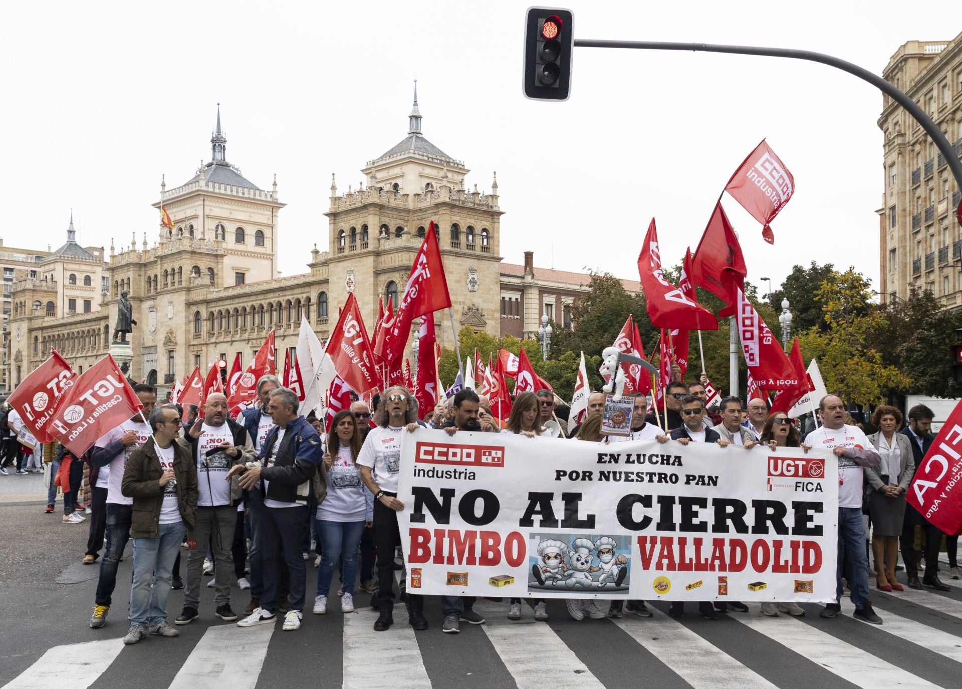 Manifestación contra el cierre de la planta de Bimbo en Valladolid