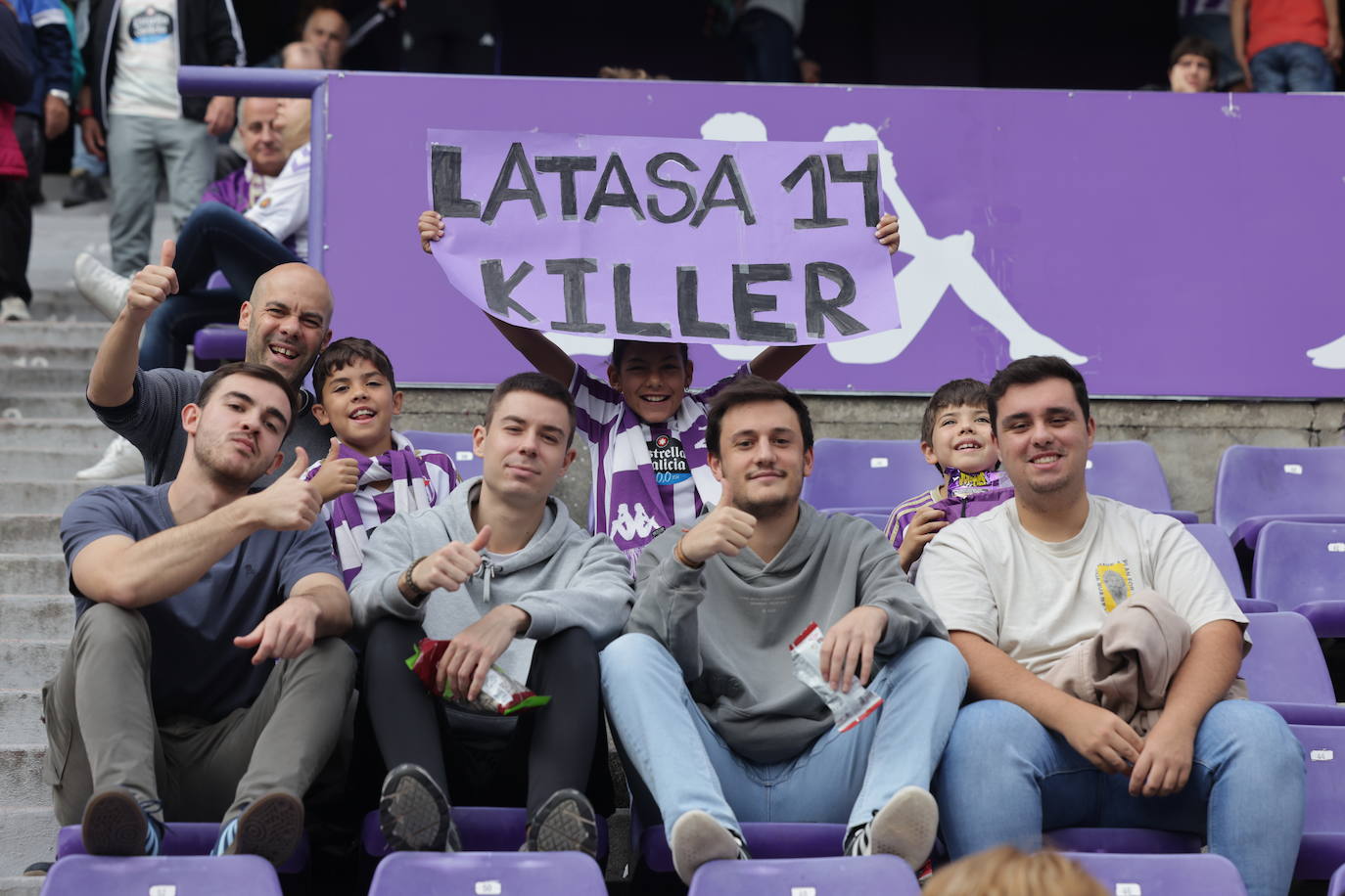 Búscate en la grada del estadio José Zorrilla (1/4)