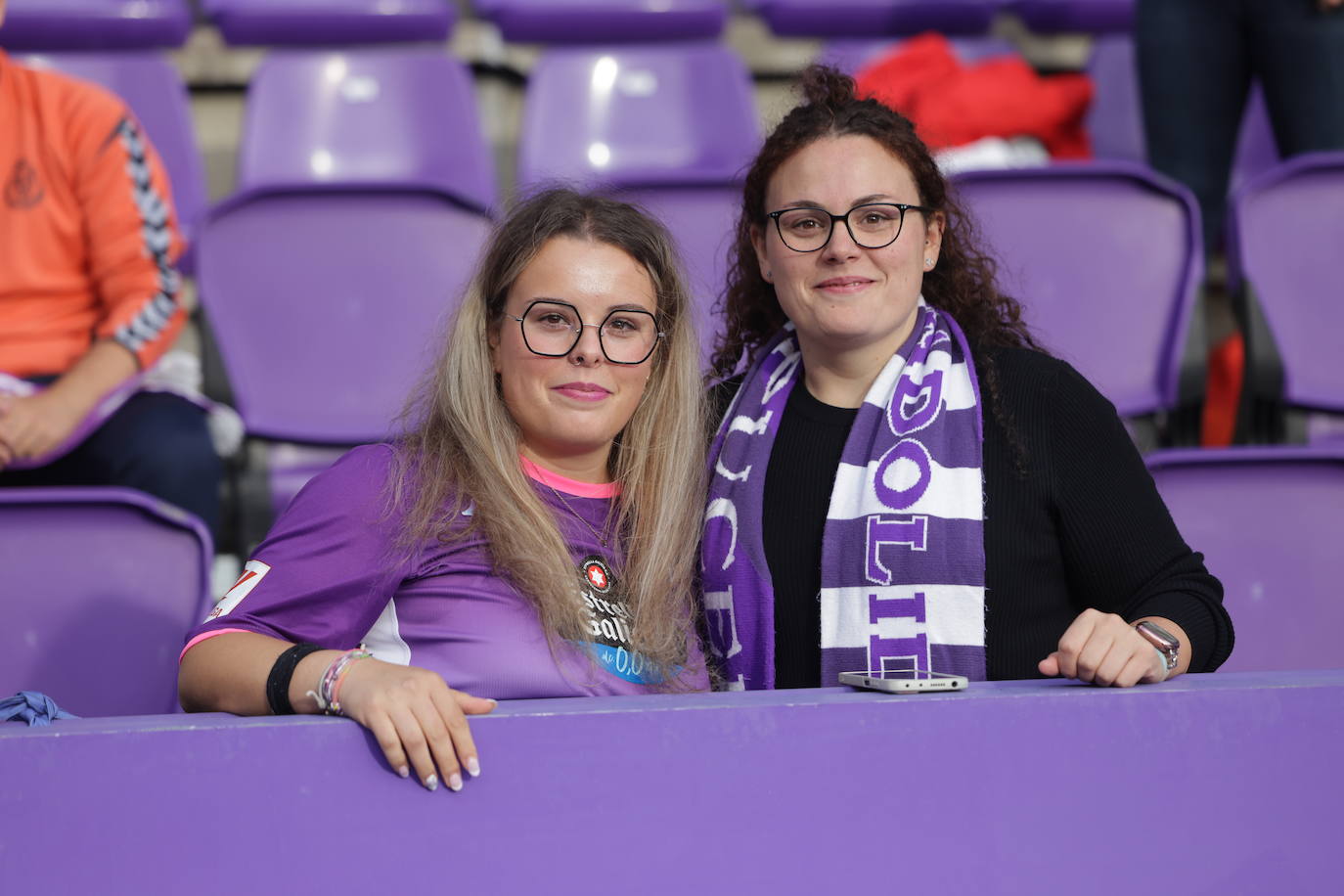 Búscate en la grada del estadio José Zorrilla (2/4)