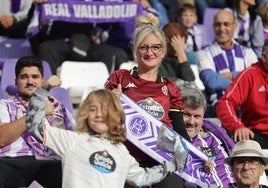 Búscate en la grada del estadio José Zorrilla (2/4)