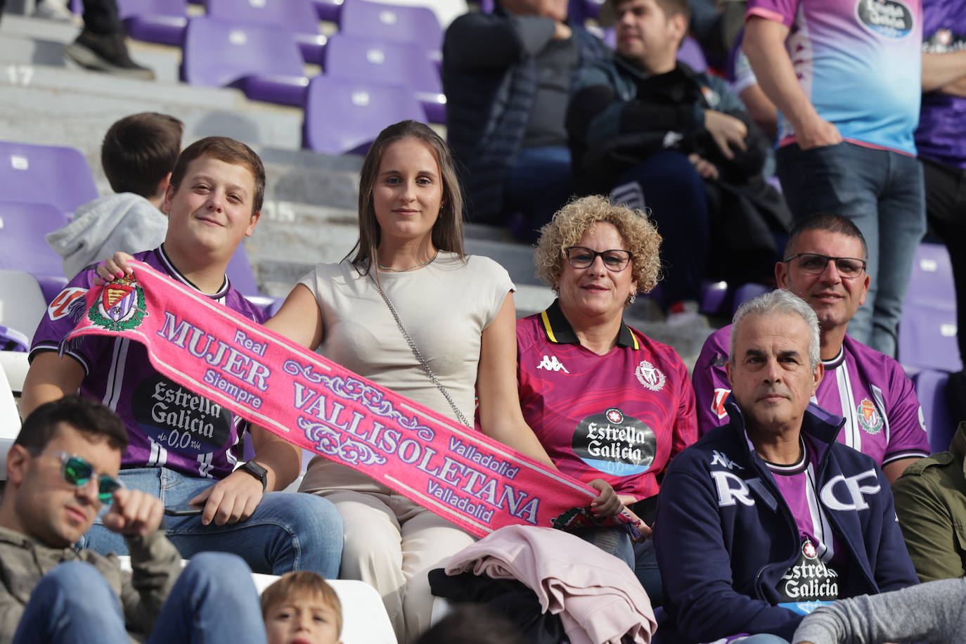 Búscate en la grada del estadio José Zorrilla (3/4)