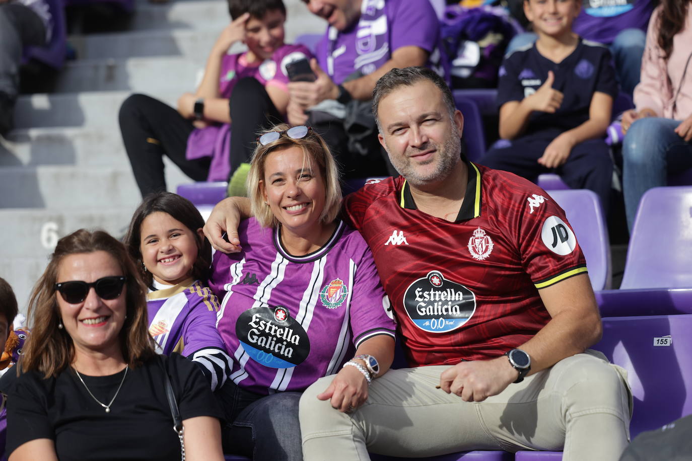 Búscate en la grada del estadio José Zorrilla (4/4)