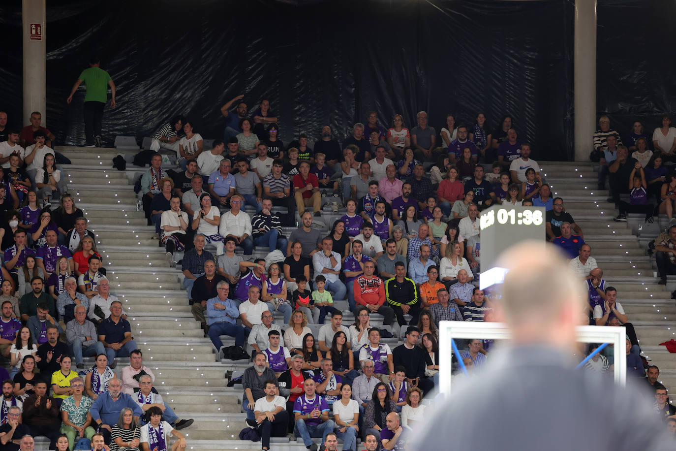 Búscate en las gradas del Pabellón animando al Palencia Baloncesto