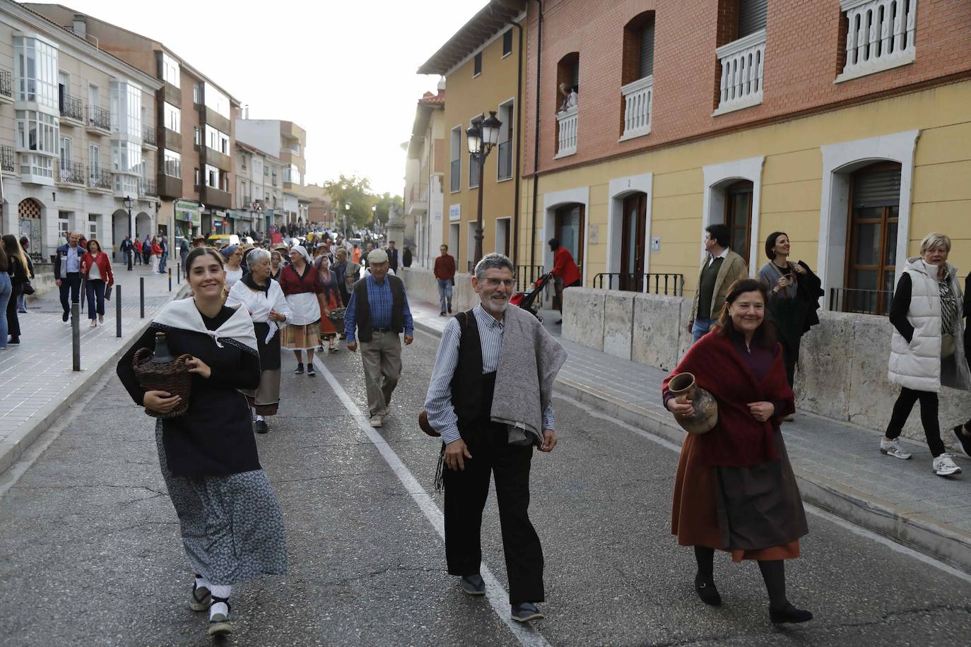 Las imágenes del pisado de la uva en Peñafiel