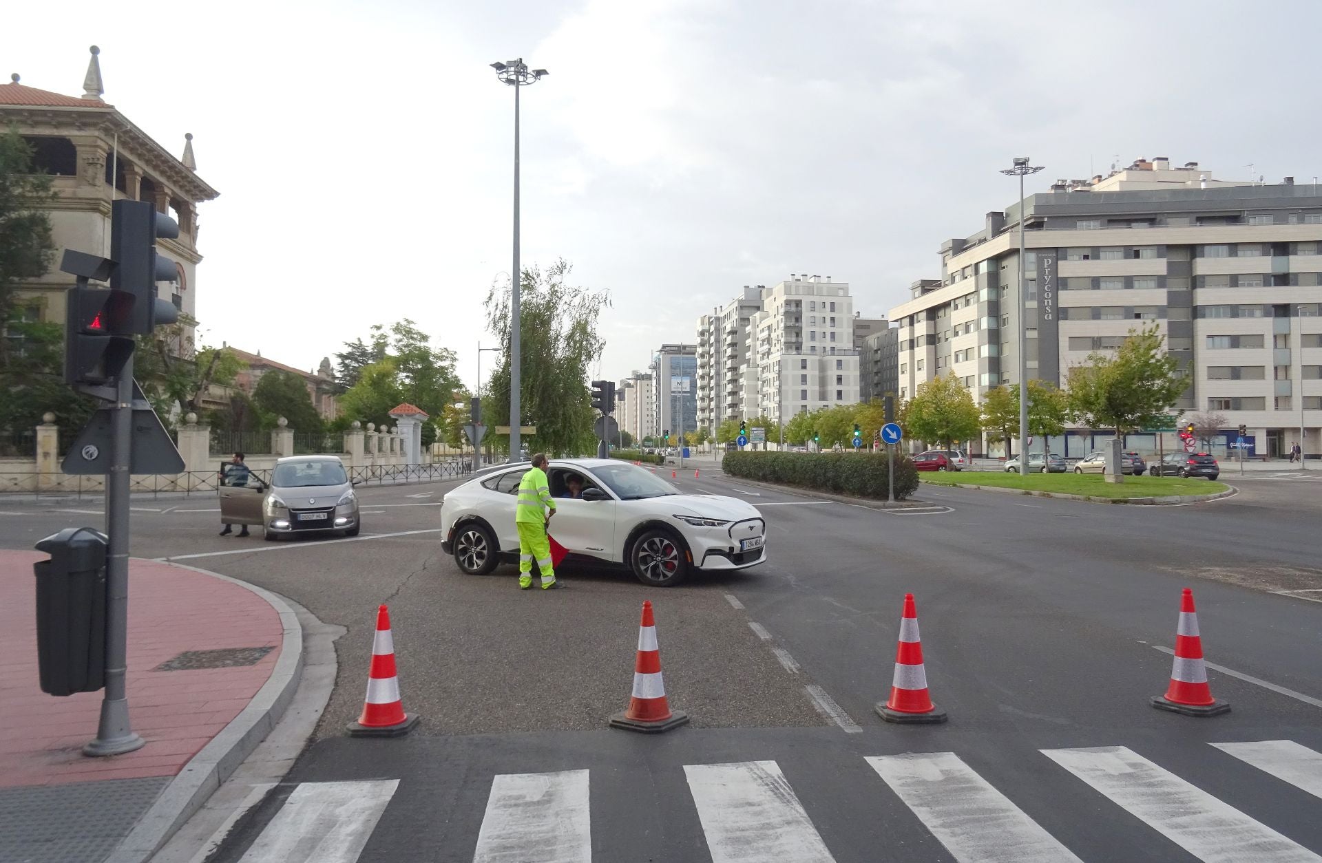 Obras para asegurar el viaducto de Arco de Ladrillo