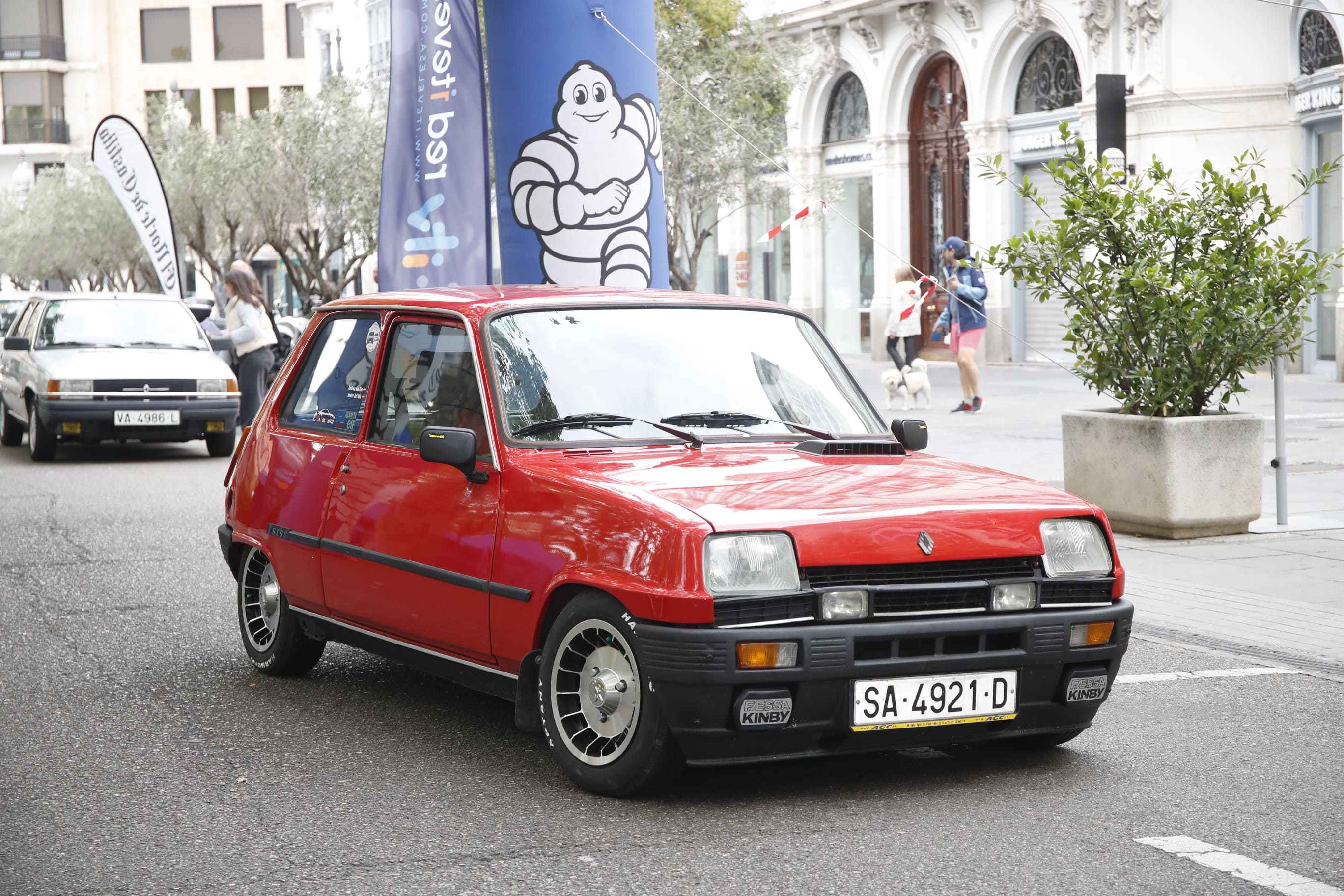 Búscate entre los participantes de Valladolid Motor Vintage (2/9)