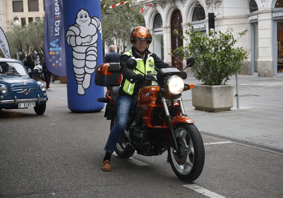 Búscate entre los participantes de Valladolid Motor Vintage (7/9)