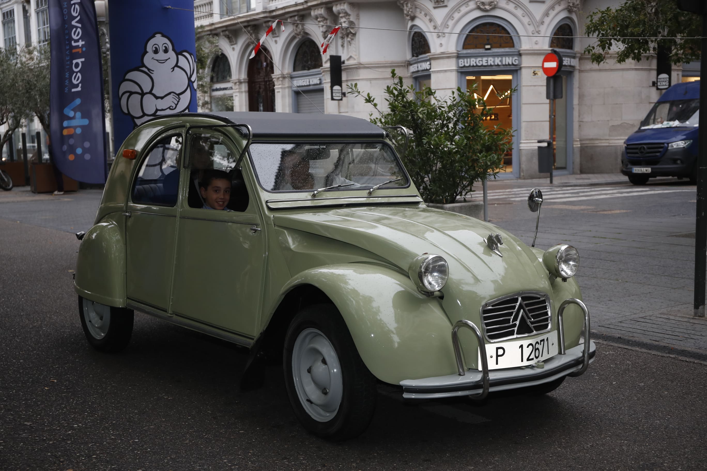 Búscate entre los participantes de Valladolid Motor Vintage (7/9)