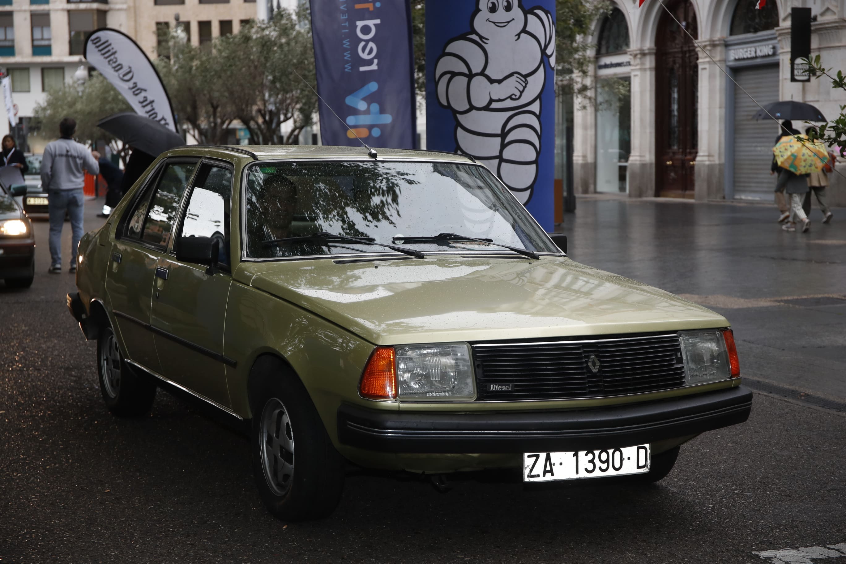 Búscate entre los participantes de Valladolid Motor Vintage (8/9)