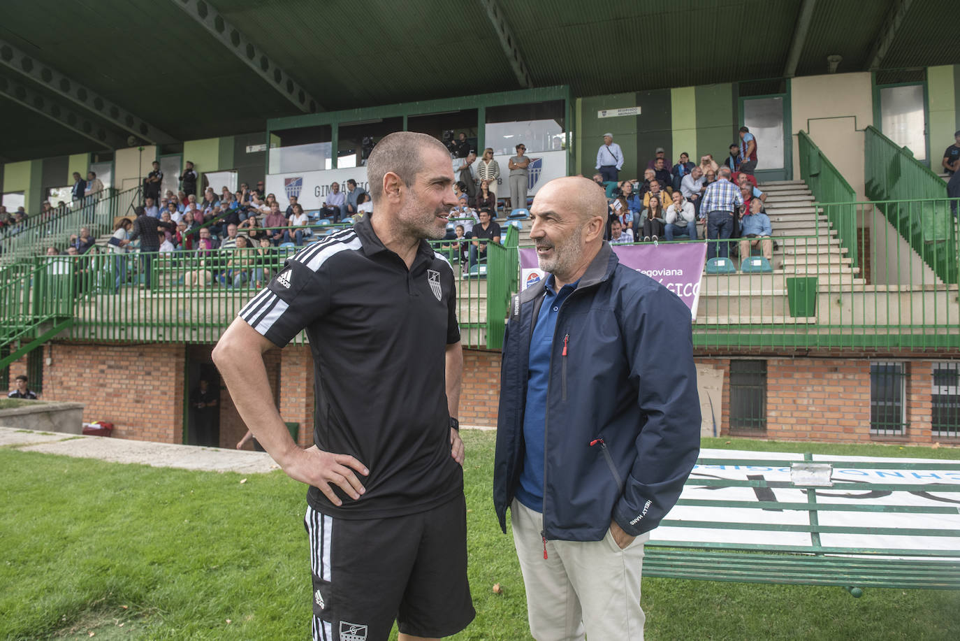 Fotografías del partido entre la Segoviana y el Zamora (1 de 2)