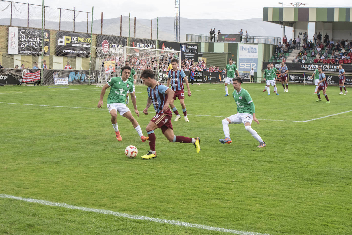 Fotografías del partido entre la Segoviana y el Zamora (1 de 2)