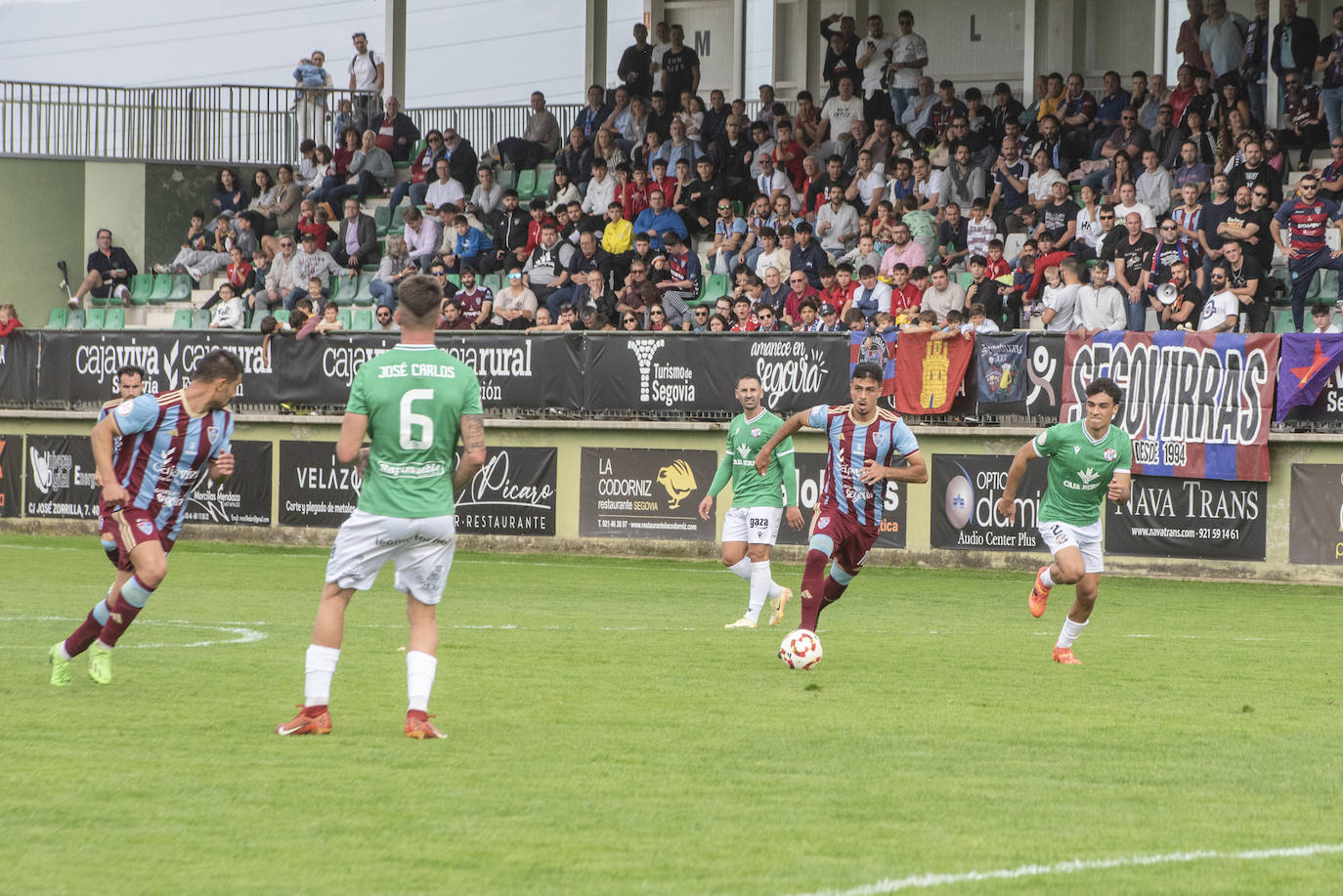 Fotografías del partido entre la Segoviana y el Zamora (1 de 2)