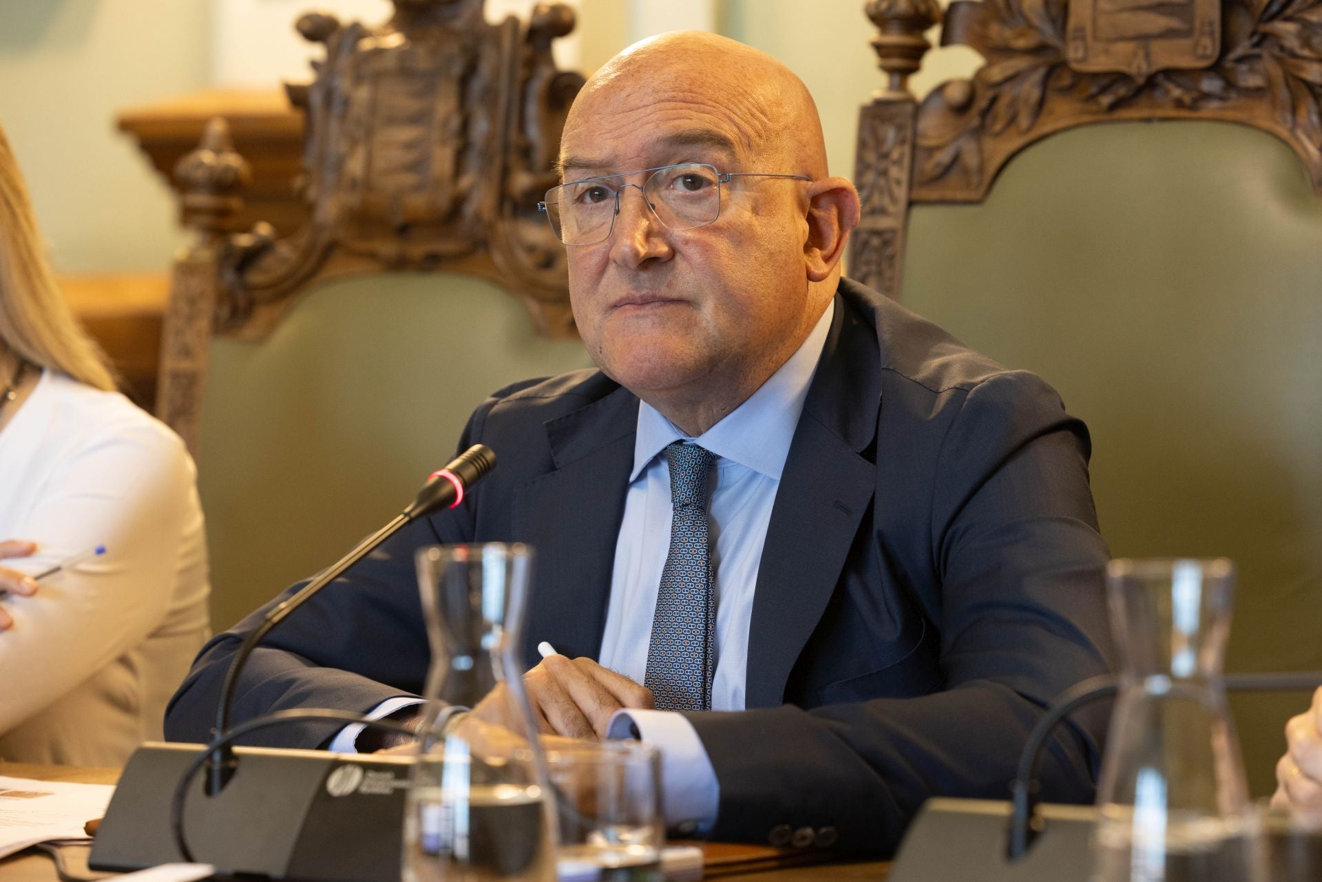 El alcalde de Valladolid, Jesús Julio Carnero, en un pleno.
