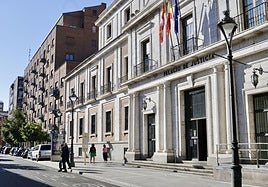 Fachada de la Audiencia de Valladolid, en una imagen de archivo.