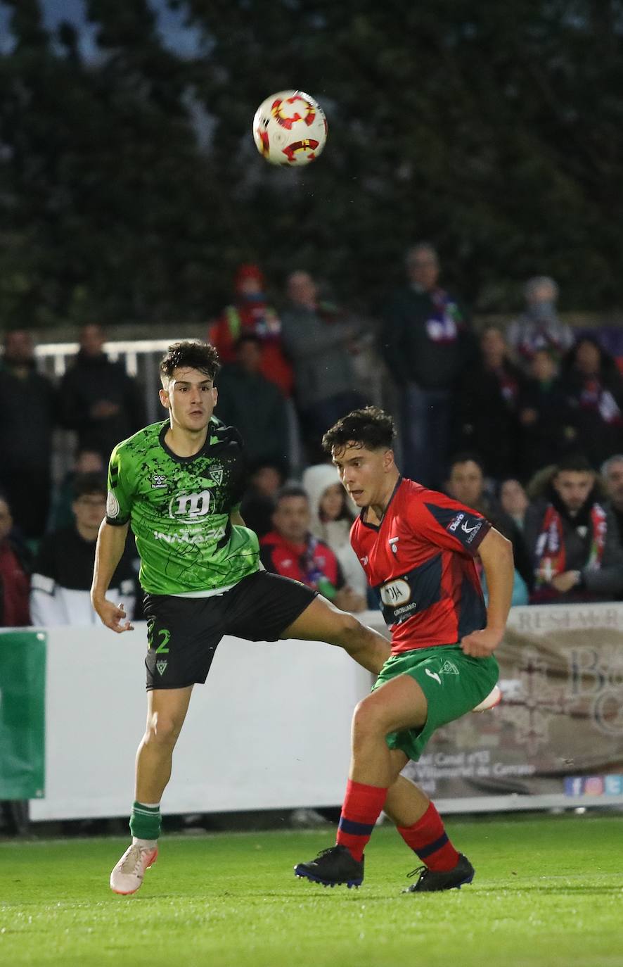 Así juega y pasa el Villamuriel a la segunda ronda de la Copa del Rey