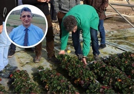 En grande, un trabajador de una empresa agrícola de Fuente el Olmo de Fuentidueña. En pequeño, el alcalde Francisco Javier Andrés.