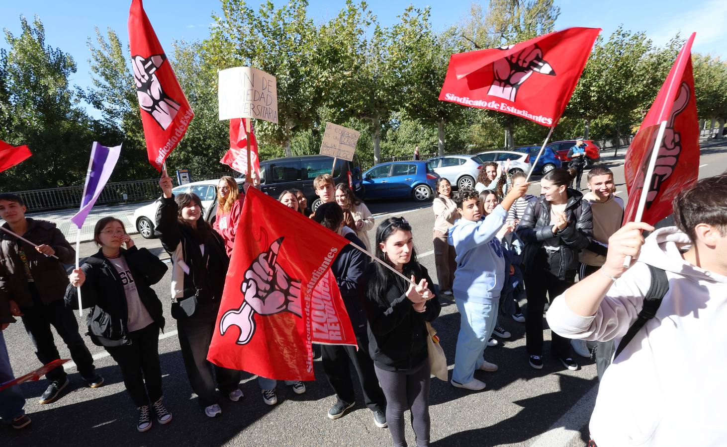 Los estudiantes protestan ante Educación por la nueva prueba universitaria