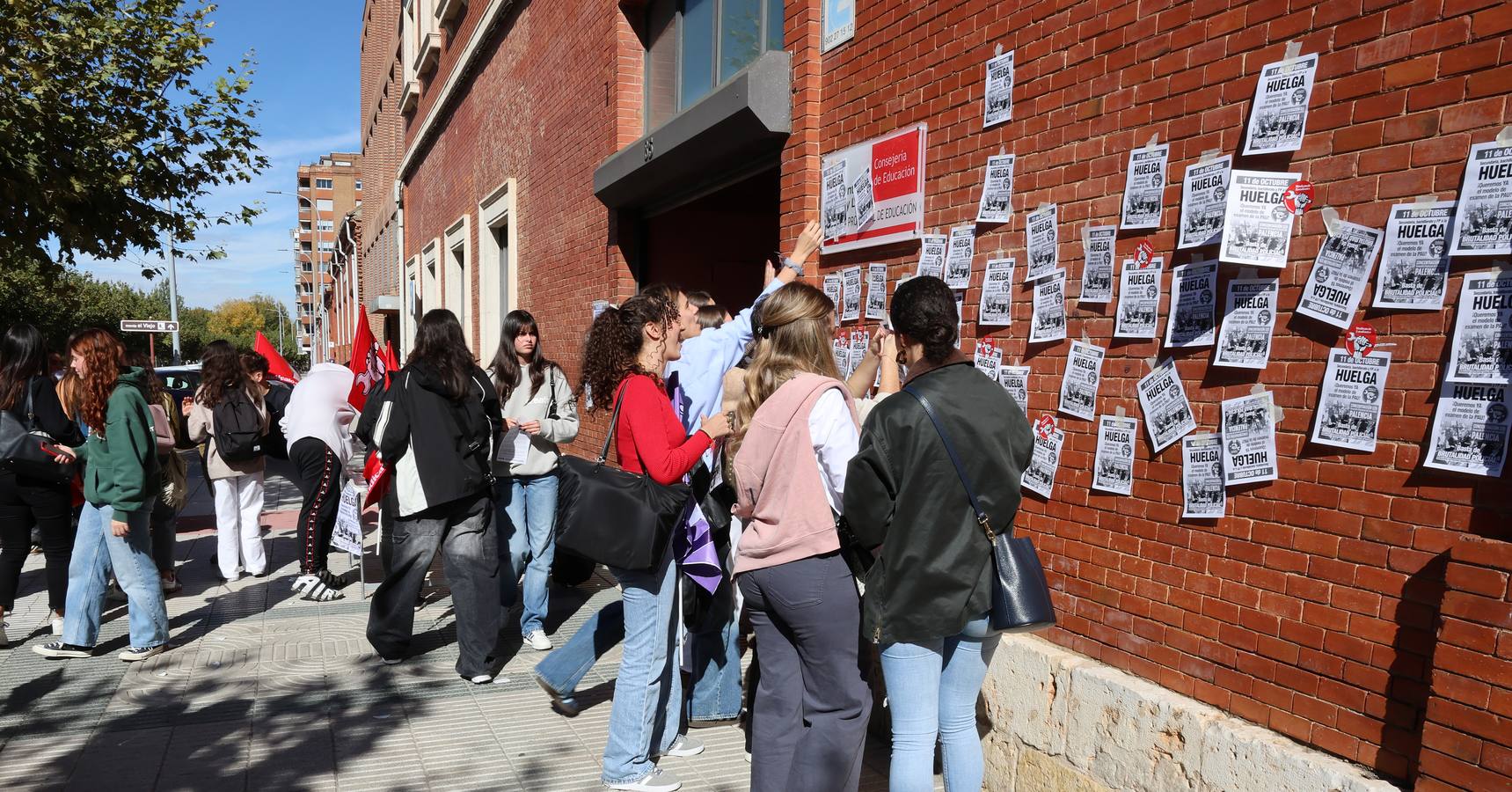 Los estudiantes protestan ante Educación por la nueva prueba universitaria