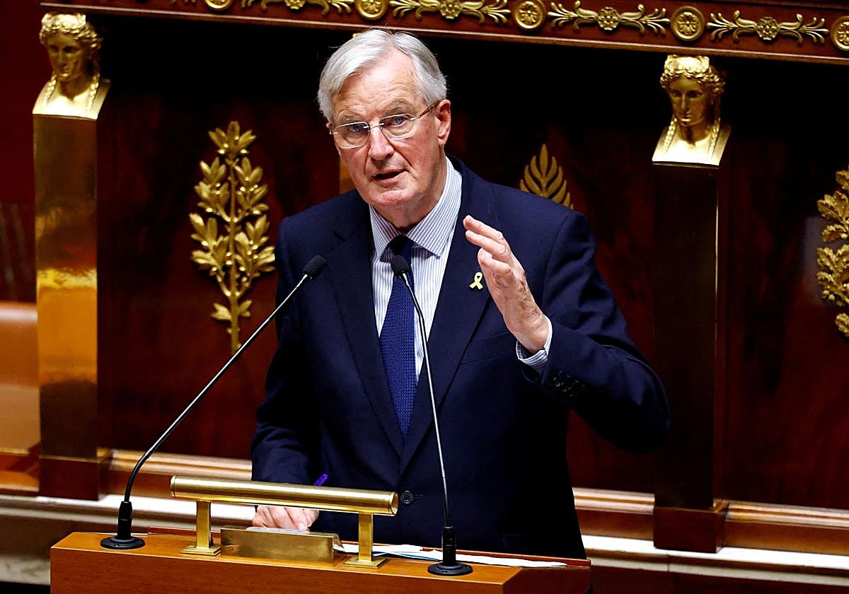 Michel Barnier, primer ministro francés,. durante un debate en la Asamblea Nacional.