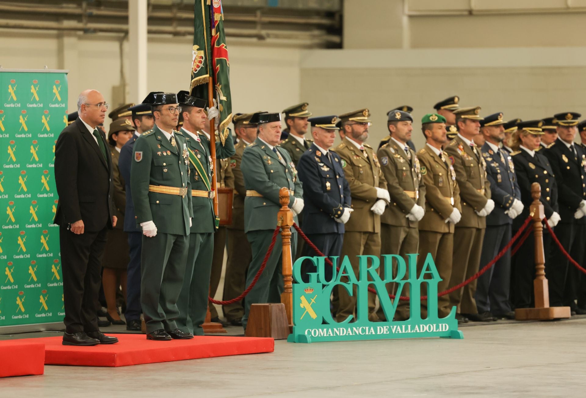 El homenaje de la Guardia Civil de Valladolid a su patrona, en imágenes