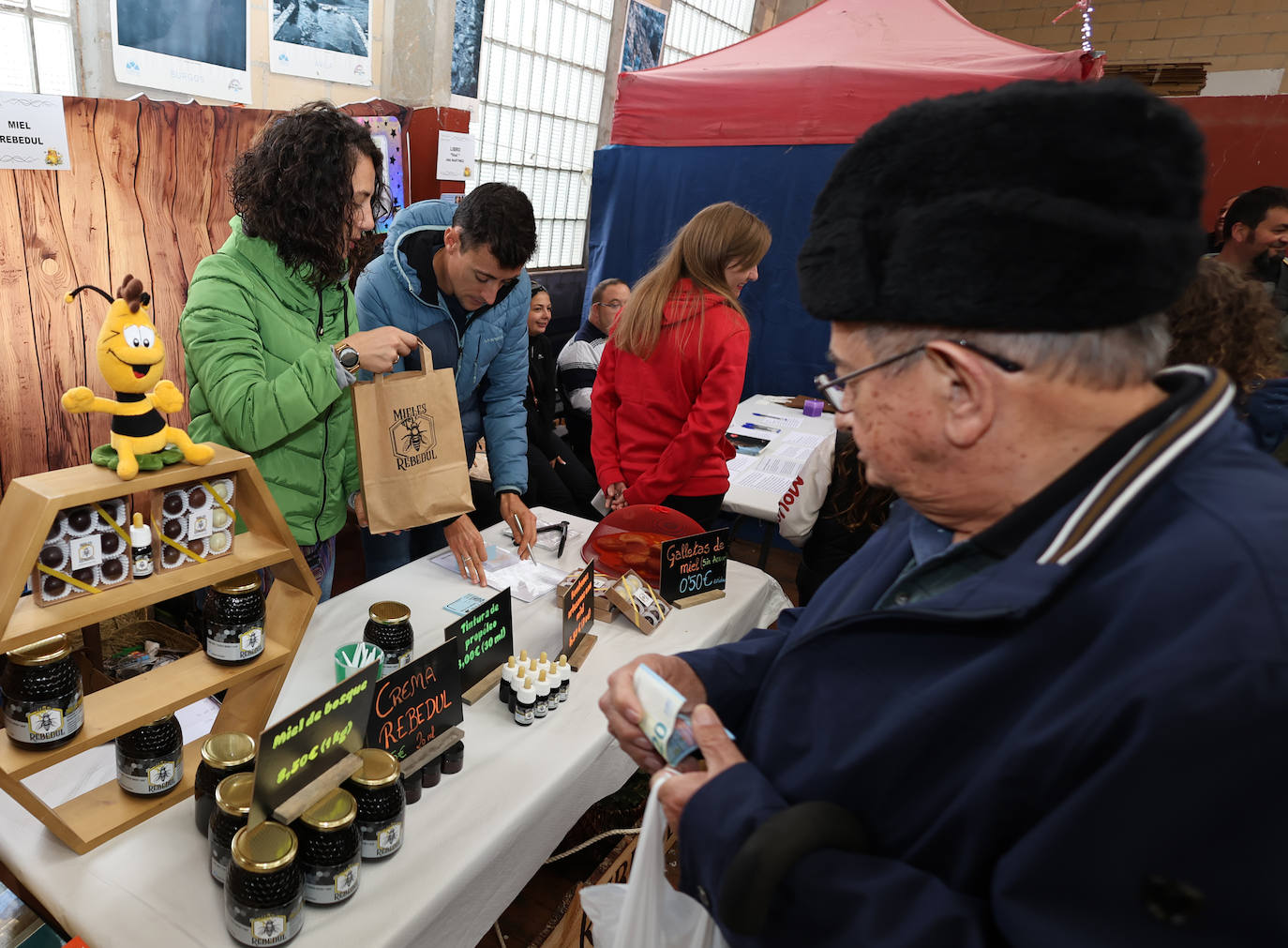 Así ha sido la tercera edición de la Feria de la Miel de Castrejón